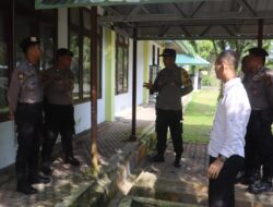 Polres Langkat Kawal Penghitungan dan Rekapitulasi Suara oleh KPU Kabupaten Langkat di Gudang Pegnasos Kabupaten Langkat