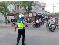 Lancarkan Arus Lalu Lintas Dijalan, Polres langkat Gelar Personilnya, Laksanakan Strong Point