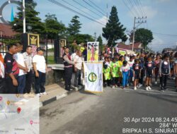 Memberikan rasa aman dan nyaman kepada masyarakat Perlombaan Lari Tingkat Pelajar, Polres Dairi hadir dalam melakukan Pengamanan