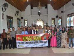 Giat Minggu Kasih Di GMI Desa Perkebunan Tolan, Kapolres Labusel : Mari Bersama Jaga Kamtibmas Kampung Kita