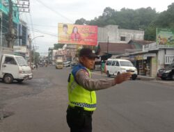 Cegah Kecelakaan Lalu Lintas, Personil Polres Sibolga Laksanakan Strong Point Dijalan Raya