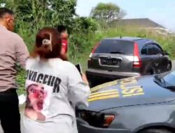 Polres Labuhan Batu Tegaskan Pelaksanaan Tugas Sesuai Prosedur Dan Tidak Ada Menabrak Masyarakat Di Lokasi Posko Masyarakat Penentang Beroperasinya Kembali PKS Di Kelurahan Pulo Padang