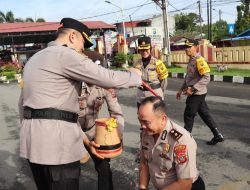 Polresta Deli Serdang Gelar Upacara Kenaikan Pangkat 88 Personelnya