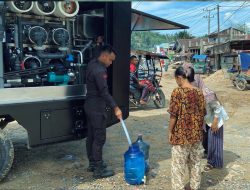 Dari Ruang Kelas hingga Air Bersih, Brimob Batalyon A Pelopor Dampingi Warga Tapteng Bangkit