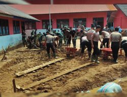 Sekolah Terdampak Bencana Dibersihkan, Brimob–TNI Percepat Pemulihan Pendidikan di Tapanuli Tengah