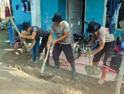 Tak Sekadar Jaga Keamanan, Brimob Polda Sumut Bantu Kebutuhan Dasar Warga Aek Ngadol
