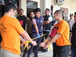 Satreskrim Polres Tanah Karo Gelar Rekonstruksi Kasus Pembunuhan di Cafe Bravo SGR, Peragakan 24 Adegan