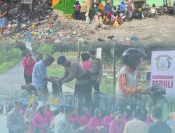 Dari TPA hingga Terminal, Aksi Berbagi Takjil Batalyon B Satbrimob Polda Sumut