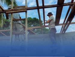 Gotong Royong yang Menguatkan: Brimob Hadir Membangun Rumah Warga