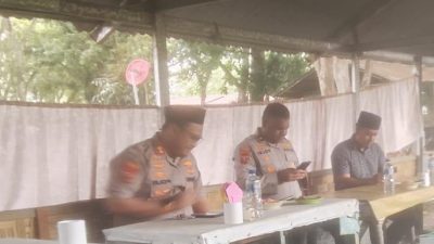 Sholat Jumat Berjamaah Kapolres Langkat ajak makan anggota, PJU dan wartawan 