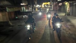 Patroli Dini Hari, Brimob Polda Sumut Antisipasi Guantibmas dan Sambangi Warga Secara Humanis di Medan