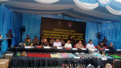 Kapolrestabes Medan, Kombes Pol Dr. Jean Calvijn Simanjuntak, S.I.K., M.H. memusnahkan barang bukti narkoba senilai Rp 300 meliar