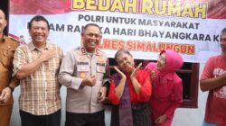 Air Mata Bahagia Opung Sipayung: Kapolres Dan Ketua Bhayangkari Simalungun Serahkan Rumah Baru Lengkap Dengan Kasur, Lemari, Kompor Gas Hingga TV Baru