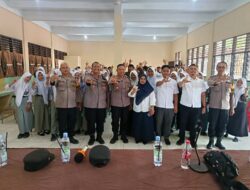 Polri Hadir di Sekolah, Sat Binmas Polres Langkat Edukasi Pelajar Cegah Pergaulan Bebas dan Gangguan Kamtibmas