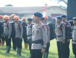 Brimob Sumut Bergerak ke Karo, 100 Personel Siap Temani Warga di Tengah Erupsi Gunung Sinabung