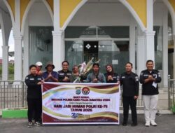 Jelang Hari Jadi Humas Polri ke-75, Si Humas Polres Karo Gelar Bakti Sosial di Masjid Husnul Khotimah