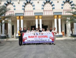 Sambut Hari Jadi Humas Polri ke-75, Bid Humas Polda Sumut Gelar Bakti Sosial Bersihkan Rumah Ibadah