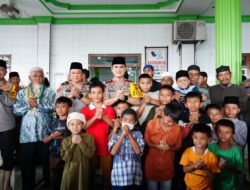 Kapolda Sumut Ajak Masyarakat Perkuat Persatuan dan Perangi Narkoba Saat Salat Jumat di Medan Denai